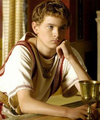 Max Pirkis as Octavian