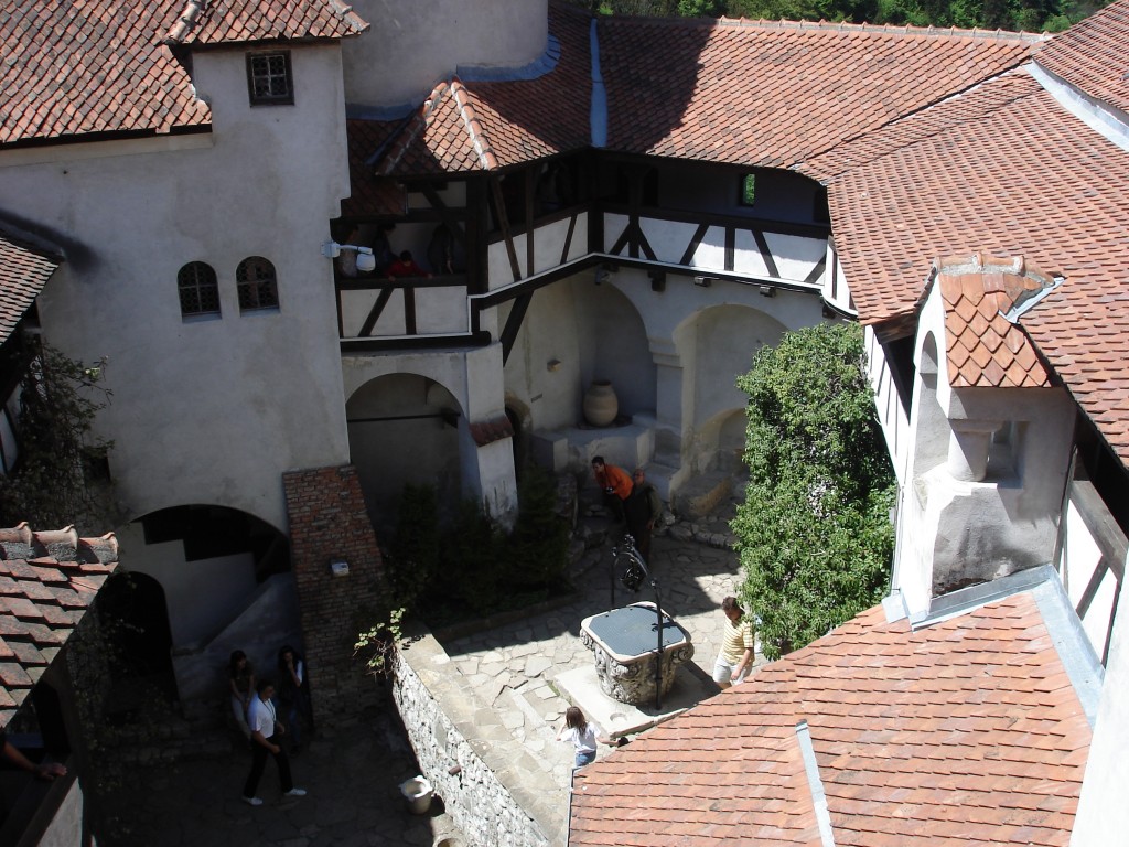 07-05-15 A Bran Castle Gallery pic 10