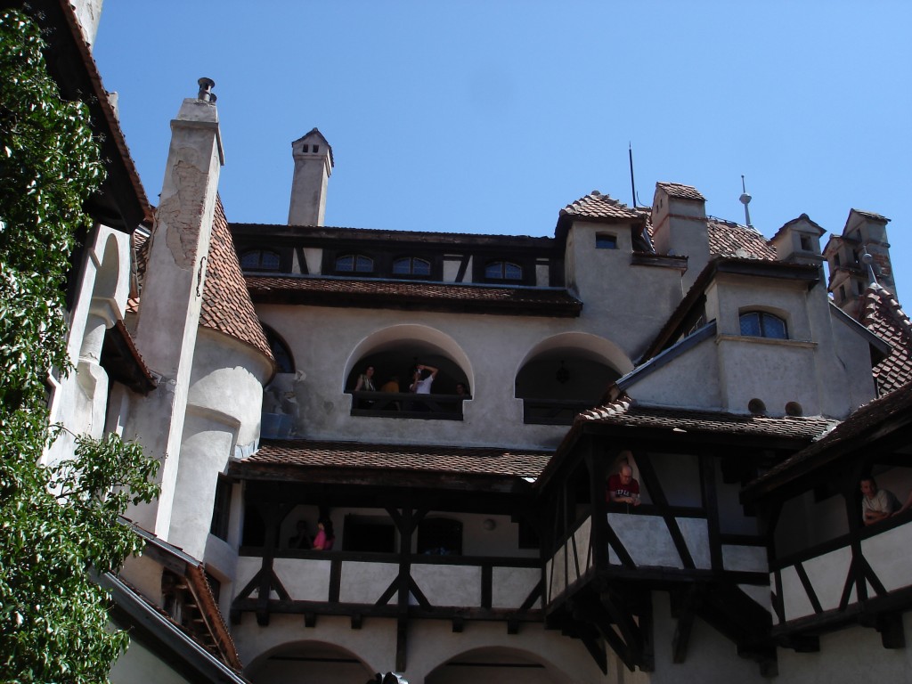 07-05-15 A Bran Castle Gallery pic 12